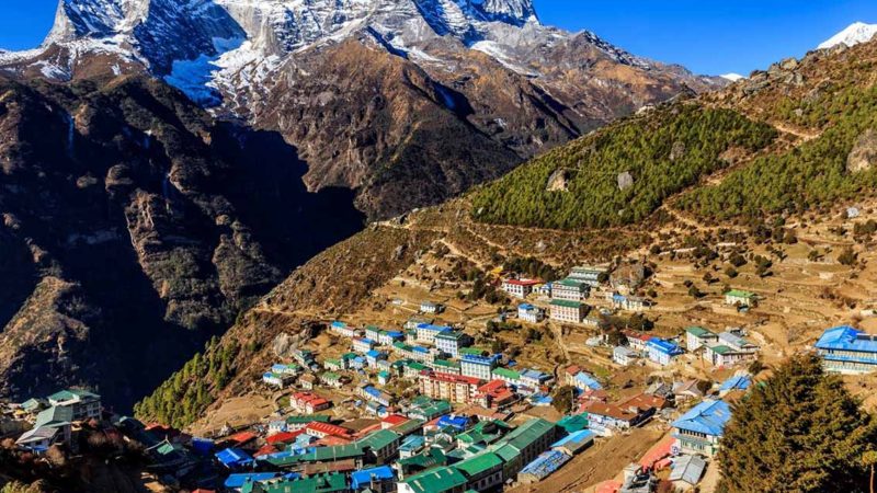 सलाद बार @ नाम्चे