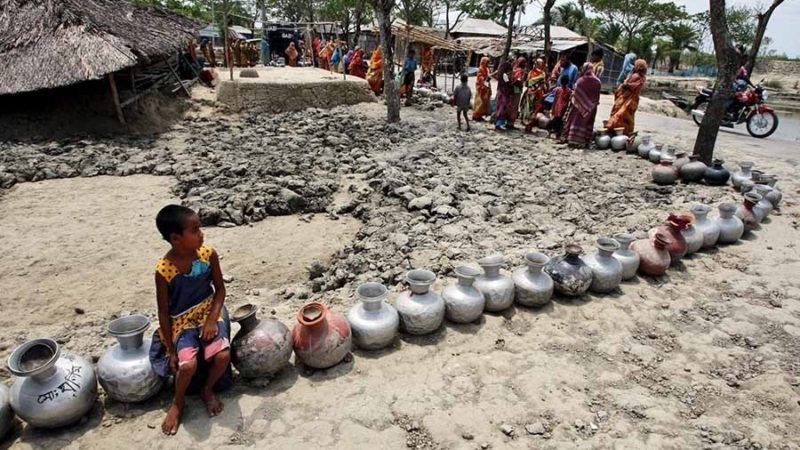जलवायु परिवर्तनको समस्याले बजाउँदैछ खतराको घण्टी