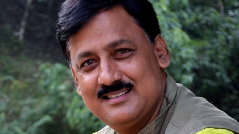 प्रहरीको बर्दिमा दाग