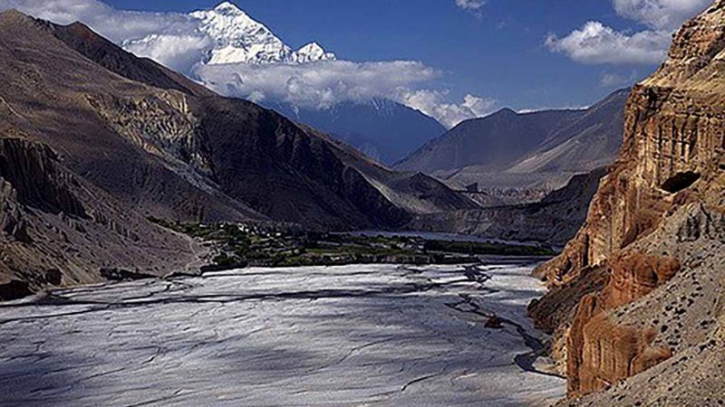 ती युवक किन कालीगण्डकी थुन्न गएका थिए ?