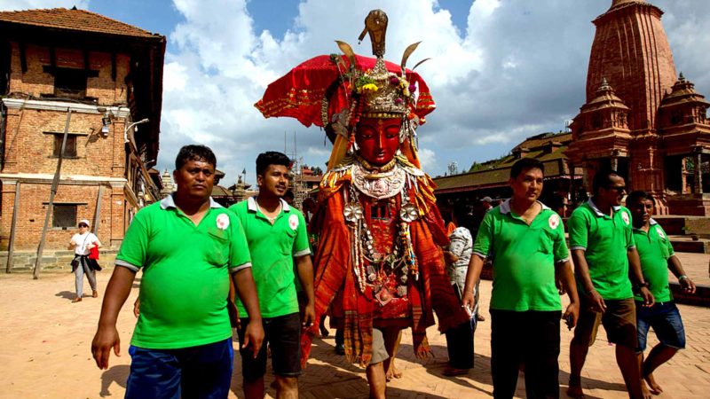  BHAKTAPUR (NEPAL)-- Devotees take part in a parade during the Pancha Dan festival in Bhaktapur, Nepal, on Aug. 28, 2019. Pancha Dan, the festival of five summer gifts, is observed by the Buddhists by giving away five elements including wheat grains, rice grains, salt, money and fruit. Xinhua/RSS.