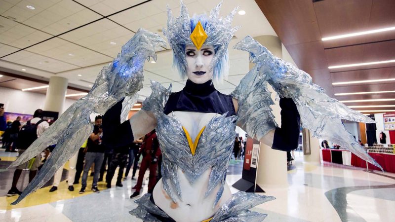 TORONTO-- A dressed-up participant poses for photos during the 2019 Fan Expo Canada in Toronto, Canada, on Aug. 23, 2019. As one of the largest Comics, Sci-Fi, Anime and Gaming events in Canada, this annual event is held here from Thursday to Sunday. Xinhua/RSS.