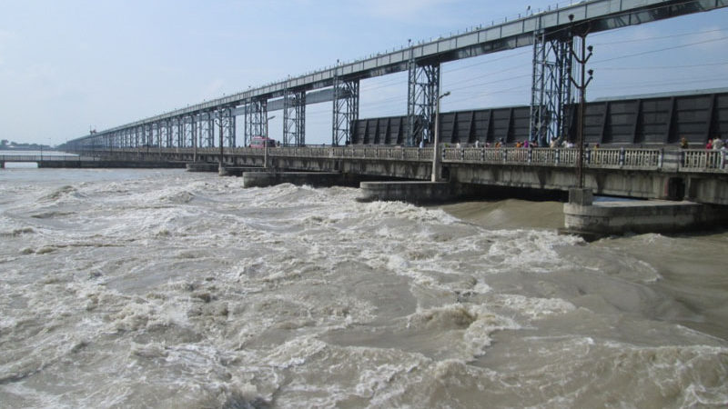 कोशी कहरको एघार वर्ष, पीडित काठको पर्खाइमा