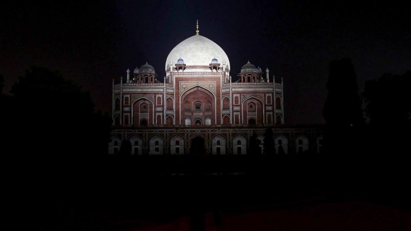 This photograph taken on September 24, 2019, shows the illuminated Humayun's Tomb, a 16th century Mughal monument, at night in New Delhi. - Humayun's Tomb, a UNESCO World Heritage site, was completed in 1572 as a mausoleum for the Mughal Empire's second emperor Humayun, who ruled over territory in what is now India, Pakistan, Afghanistan, and Bangladesh. (Photo by Money SHARMA / AFP)