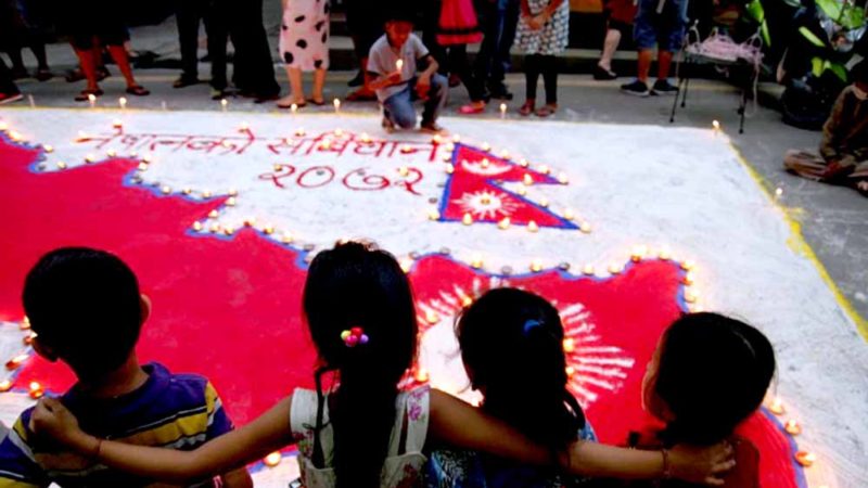 मौलिक अधिकारको शिकार खेल्दै सरकार