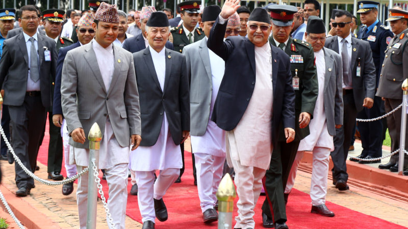 प्रधानमन्त्री ओली स्वदेश फिर्ता