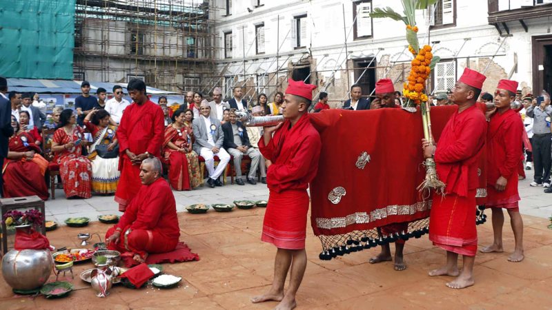 फूलपाती भित्र्याइयो हनुमानढोकामा