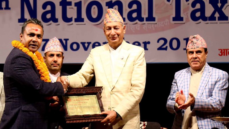 नेपाल लाइफ इन्स्योरेन्सले बुझायो बीमा  व्यवसायमा सबैभन्दा बढी आयकर