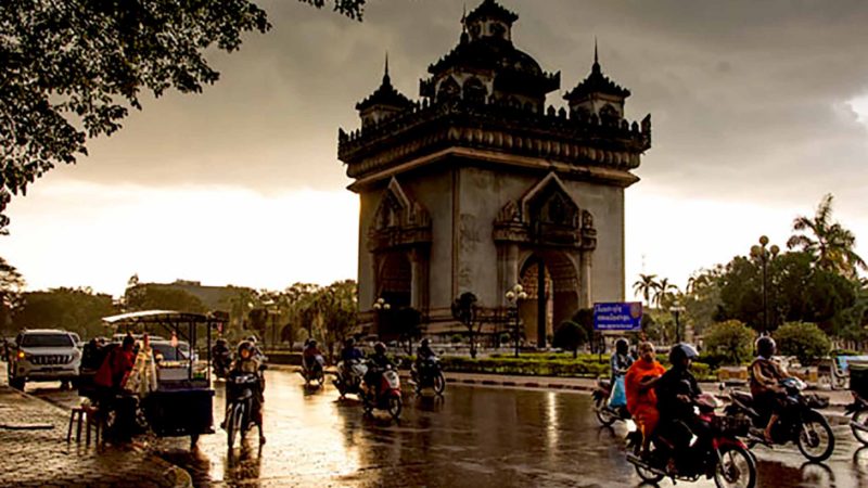 (191106) -- BEIJING, Nov. 6, 2019 (Xinhua) -- Photo taken on Nov. 4, 2019 shows the view of Patuxay park in Vientiane, Laos. The Patuxay was built in the heart of Lao capital during the 1950s and 1960s to commemorate martyrs who fought for the country. (Photo by Kaikeo Saiyasane/Xinhua)
