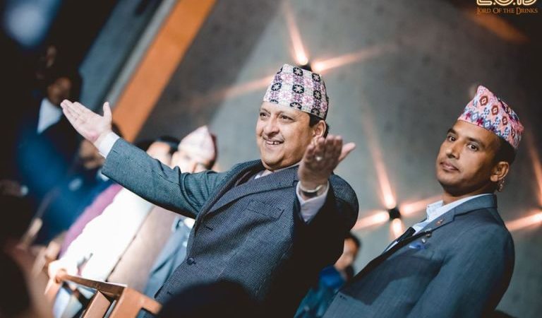 यसरी नाचे पूर्व राजा (फोटो/भिडियो फिचर)