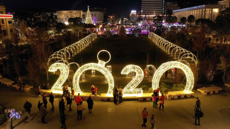 A picture taken on December 27, 2019, shows an aerial view of Skanderbeg Square in Tirana, lit with Christmas decorations and surrounded by an open Christmas market. Photo/RSS
