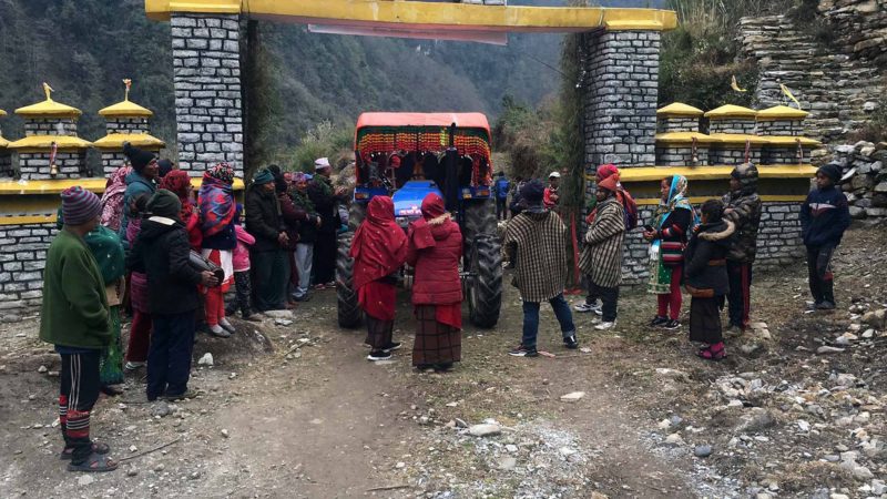 गाउँमा सडक पुगेपछि  खुशीयाली