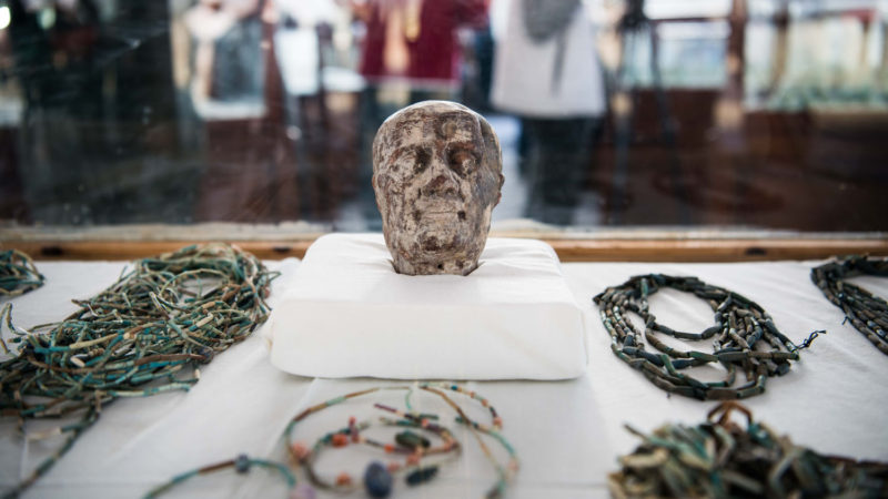 Newly discovered artifacts are seen in Province of Minya, Egypt, on Jan. 30, 2020. The Egyptian Ministry of Tourism and Antiquities announced on Thursday the discovery of 16 ancient tombs with about 20 sarcophagi and thousands of funerary objects at a necropolis in Upper Egypt's Province of Minya. Xinhua/RSS