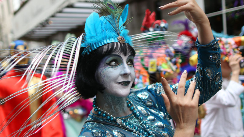 A reveler make their way through the French Quarter during Fat Tuesday celebrations on February 25, 2020 in New Orleans, Louisiana. Fat Tuesday, or Mardi Gras in French, is a celebration traditionally held before the observance of Ash Wednesday and the beginning of the Christian Lenten season.  Photo/RSS