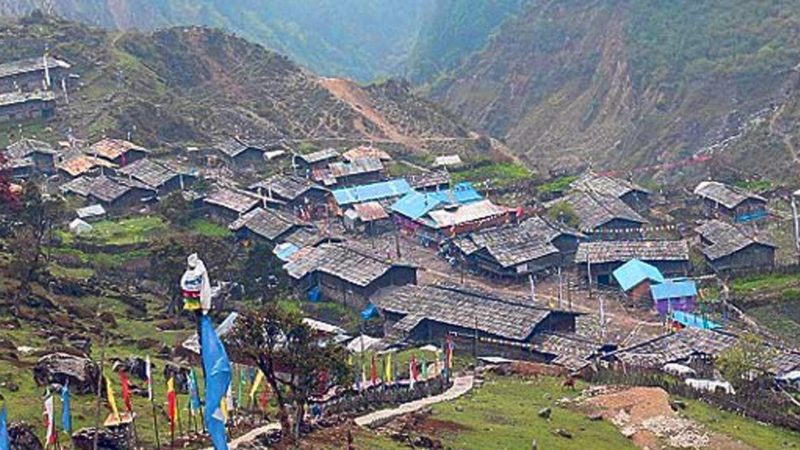 कोरोना भाइरसको कारण देखाउँदै ओलाङचुङगोला नाका बन्द