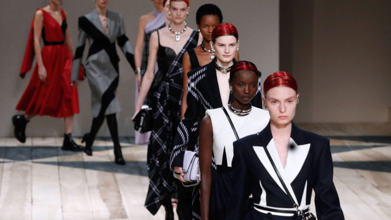 Models present creations by Alexander McQueen during the Women's Fall-Winter 2020-2021 Ready-to-Wear collection fashion show in Paris, on March 2, 2020. Photo/RSS