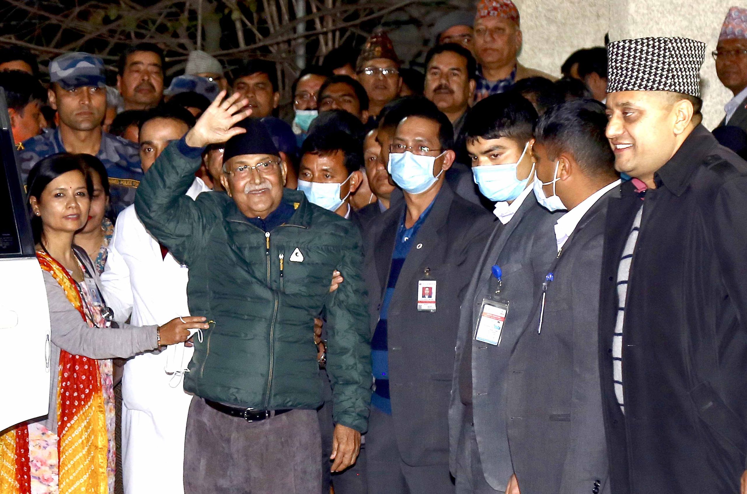 बाह्र दिन पछि प्रधानमन्त्री निवास फिर्ता