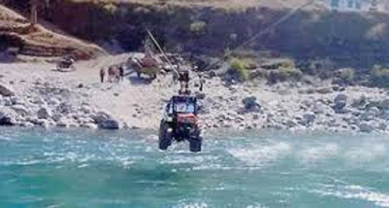 तुइनमा तारेको इन्धनले उपभोक्ताको ढाड सेकिँदै