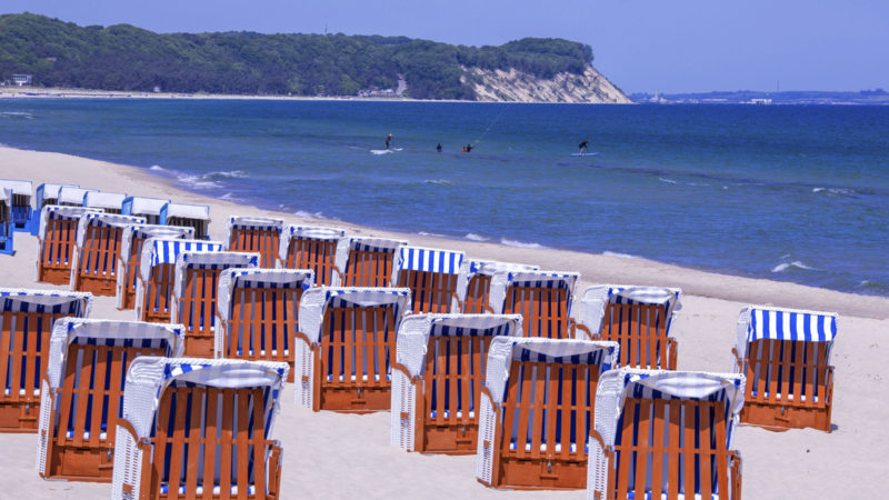 Chairs stand with the prescribed safety distance on a beach of G'hren on the island of R'gen, Mecklenburg-Western, Germany, Friday, May 22, 2020. After the shutdown as a coronavirus protection measure in mid-March, the tourism industry in Mecklenburg-Western Pomerania is starting again step by step. From May 25, 2020 guests from other federal states will again be allowed to travel to the north-east. Photo/RSS