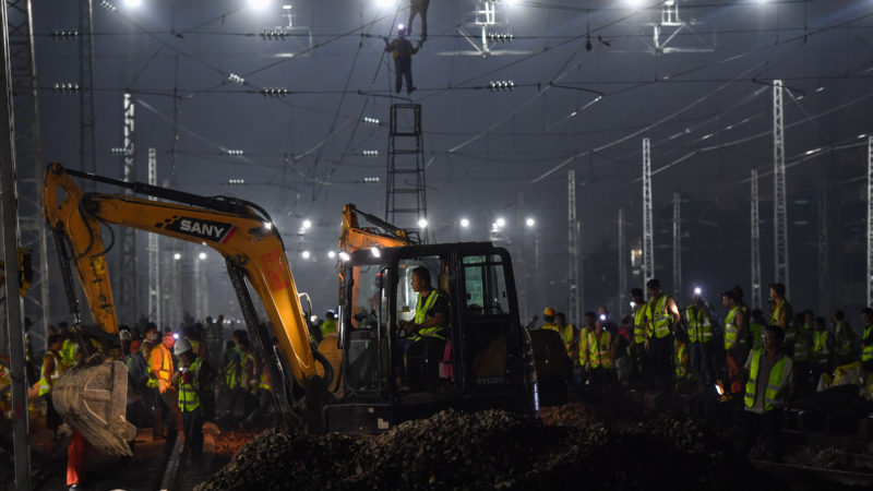 Railway builders work overnight to apply railway upgrades, which are expected to make passenger and cargo transportation in the Guangdong-Hong Kong-Macao Greater Bay Area more effective, near Jiangcun Railway Station in Guangzhou, south China's Guangdong Province, May 29, 2020. (Xinhua/RSS)