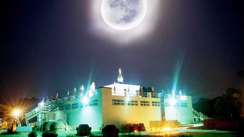 शाक्यमुनि बुद्धः आर्यअष्टाङ्गिक मार्गका पथप्रदर्शक