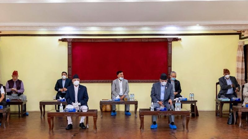 प्रधानमन्त्री र अध्यक्षबाट राजीनामा दिनुस्: प्रचण्ड