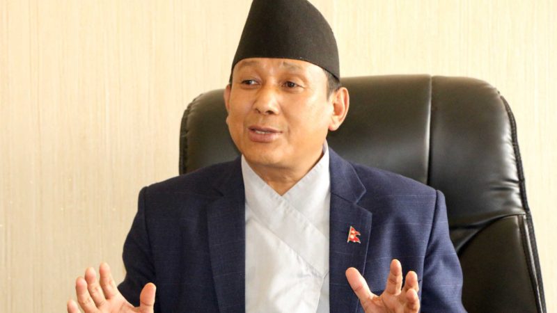 चिल्ला सडक किनारमा मगन्ते देखिनुहुन्न  : मन्त्री गुरुङ