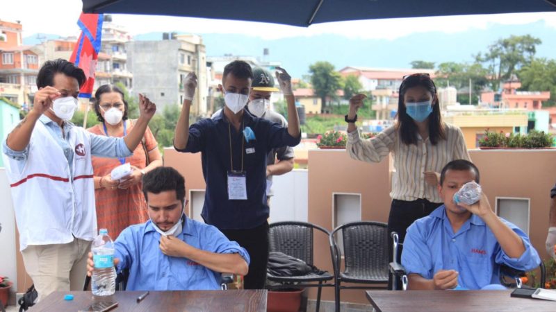 आरडीटी रोक्न र पीसीआर परीक्षण गर्न सरकार सहमत, इनफ इज इनफका युवाले तोडे अनशन