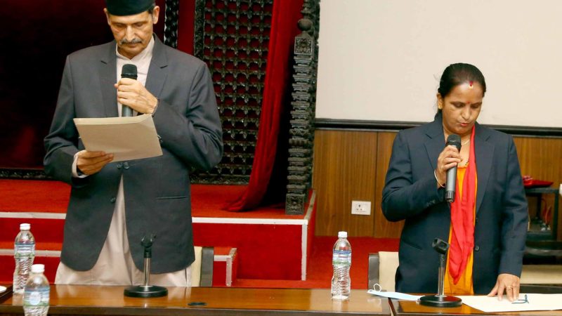 सभामुखबाट नवनिर्वाचित सांसद सिटौलालाई शपथ