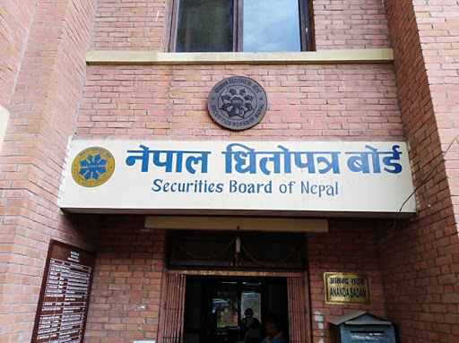 बैंकलाई ‘ब्रोकर लाइसेन्स’ दिन सुझाव