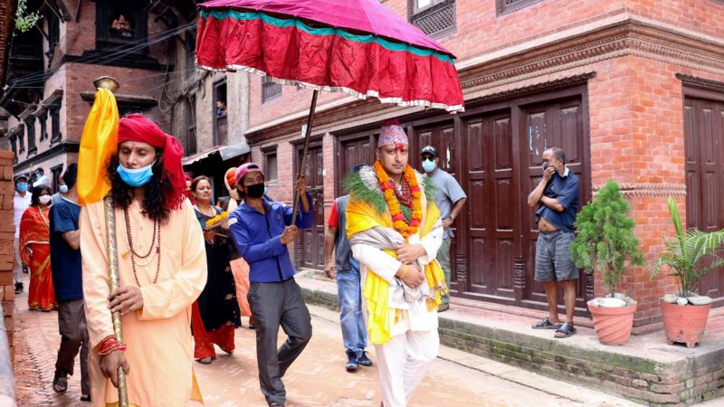 छ सय वर्ष पुरानो गद्दी बैठकमा यसरी घोषणा गरियो पिर महन्त