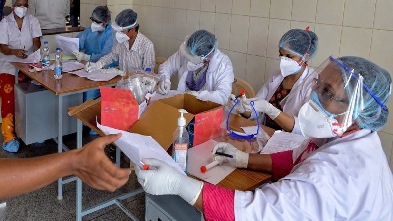 भारतमा सङ्क्रमितको संख्या तीस लाख पुग्यो, एकैदिनमा ७० हजार सङ्क्रमित