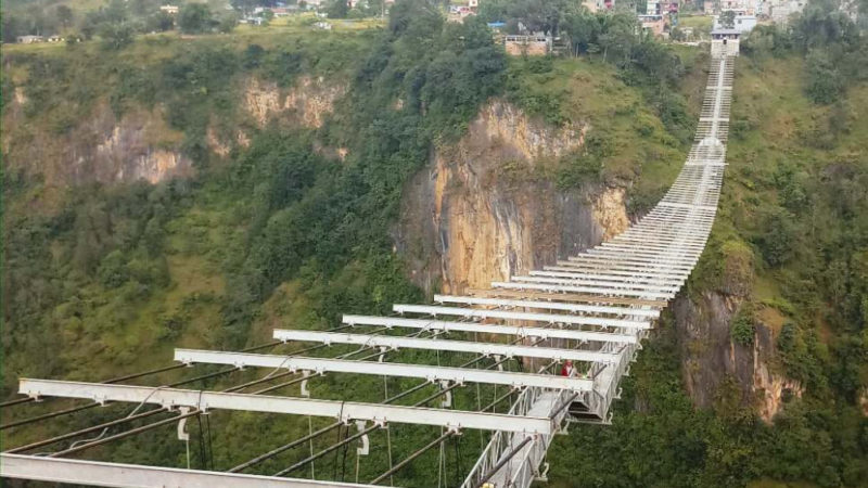 विश्वकै दोस्रो अग्लो बन्जीजम्पसँग जोडिएको बलेवाको पर्यटन