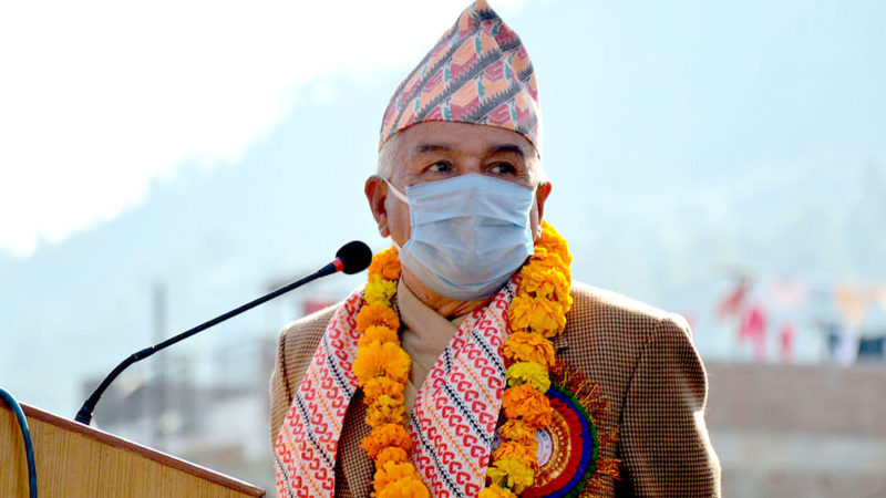 तनहुँमा चुनाव लड्न आउने चुनौती दिए प्रधानमन्त्री ओलीलाई रामचन्द्र पौडेलले