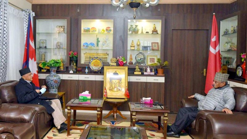 पहिलो पटक प्रधानमन्त्री ओली प्रचण्डलाई भेट्न खुमलटारमा