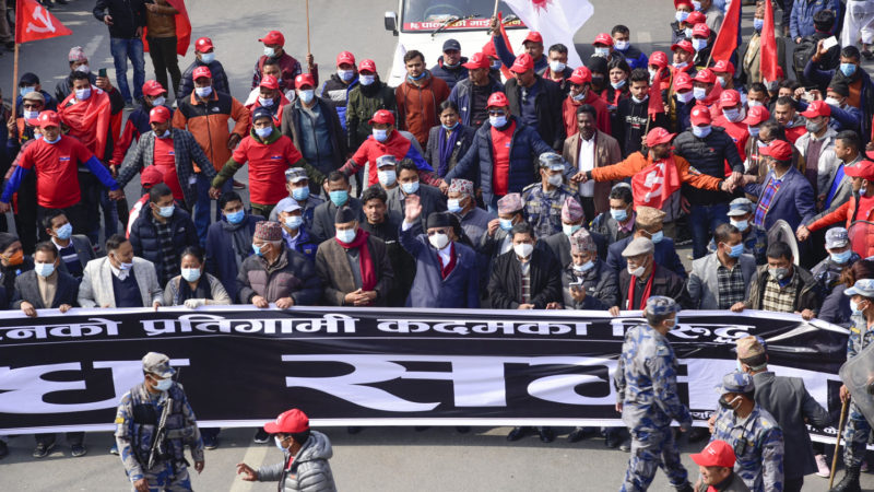 संसद् विघटनविरुद्ध राजधानीमा प्रदर्शन ( फोटो फिचर )
