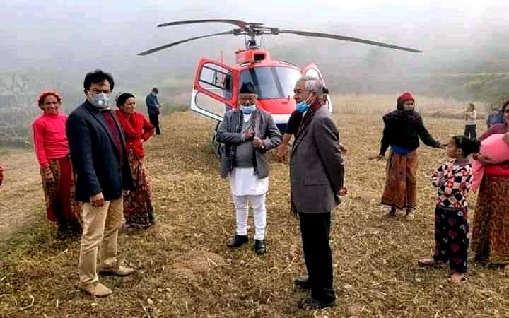 सभापति देउवा सवार हेलिकोप्टर गोरखामा आकस्मिक अवतरण