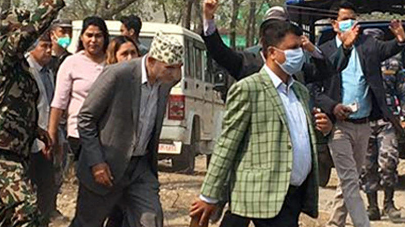 ढुंगामुढा भएपछि बीचैमा भाषण रोकेर हिँड्न बाध्य भए अर्थमन्त्री पौडेल