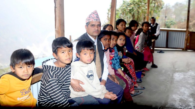 विद्यालय नै अभिभावक