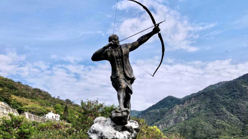 This picture taken on May 1, 2021 shows a statue of an Indigenous hunter at a village in Chishang township, Taitung county. - Taiwan's 16 recognised Indigenous tribes led a comparatively uninterrupted life for thousands of years before immigrants first began arriving from the Chinese mainland in the 17th century. (Photo by Sam Yeh / AFP) / TO GO WITH Taiwan-indigenous-hunting-culture-court,FOCUS by Amber WANG