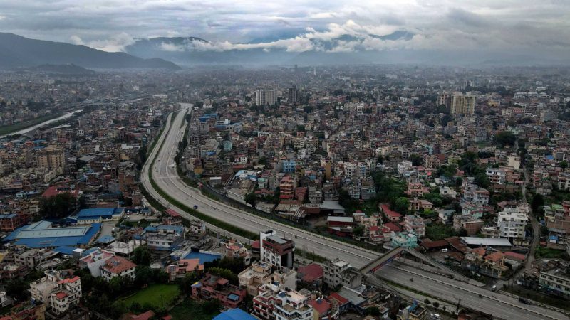 जोरबिजोर प्रणाली हटेपनि सडकमा बढेन सवारी चाप