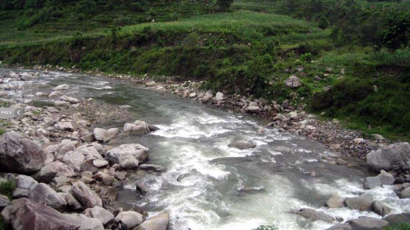 जलविद्युत् आयोजनासँगको विवादले सिँचाइ आयोजना अन्योलमा