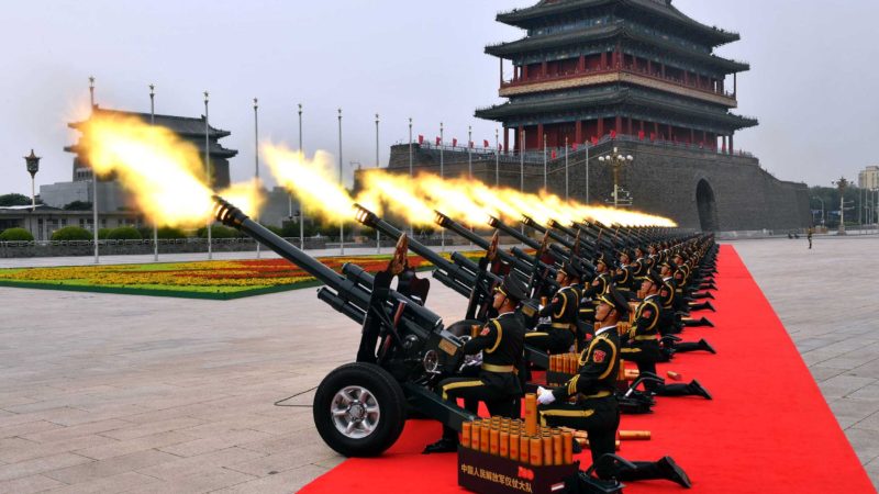 (210701) --  BEIJING, July 1, 2021 (Xinhua) -- A gun salute is fired during a ceremony marking the centenary of the Communist Party of China (CPC) at Tian'anmen Square in Beijing, capital of China, July 1, 2021. (Xinhua/Meng Tao)