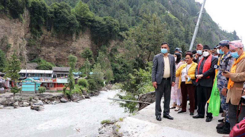 सङ्कटग्रस्त मनाङ पुगेको निरीक्षण टोलीको निष्कर्ष : दीर्घकालीन समाधानको खाँचो