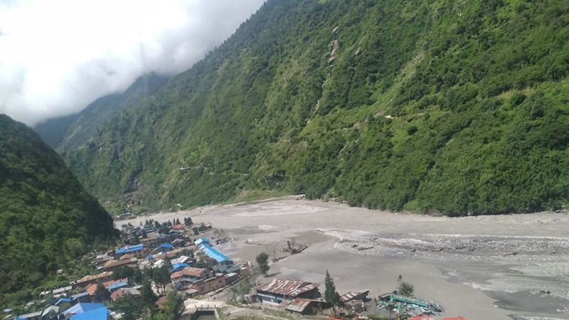 पुनर्वासको पर्खाइमा तालवासी