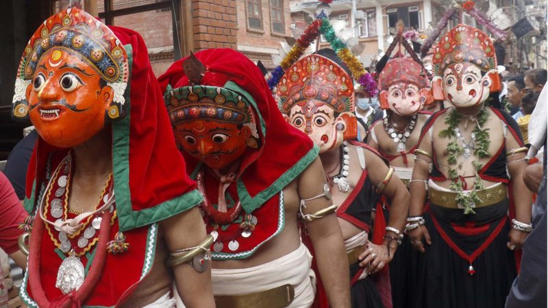 नीलबाराही नाच (फोटो फिचर)