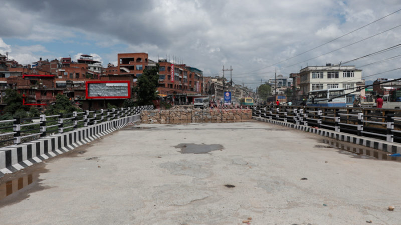 सम्पन्न भएको तीन वर्ष हुँदा पनि सञ्चालनमा आएन टेकु पुल