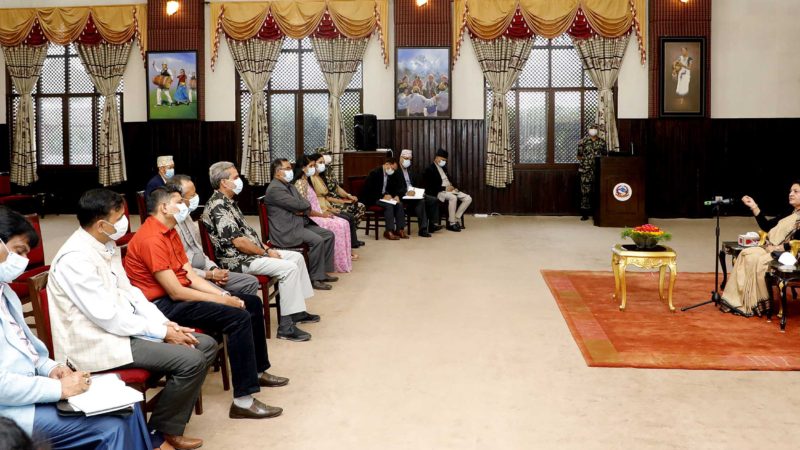 नेपाल वातावरण पत्रकार समूहद्धारा वातावरणीय मुद्दाहरुमा राष्ट्रपतिको ध्यानाकर्षण