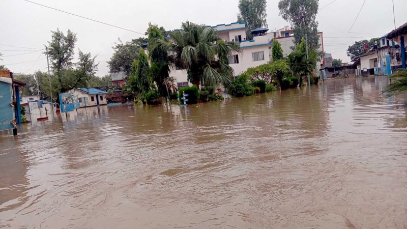 बेमौसमी वर्षाको पीडा: १८ को मृत्यु, ३३ सम्पर्कविहीन
