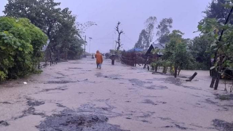 महाकालीमा भिषण बाढी, तटीय क्षेत्रका सयौं घर डुबानमा
